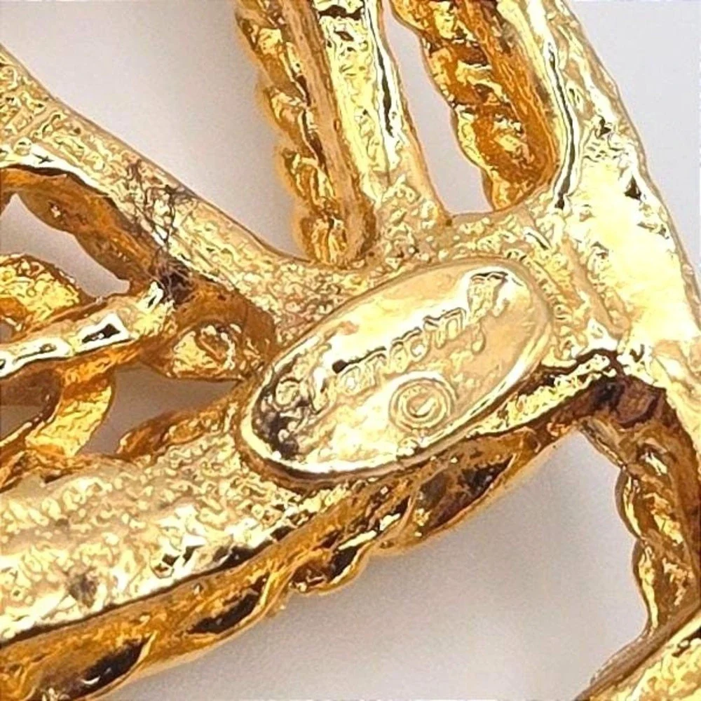 Vintage Danecraft Gold Tone Sitting Cat‎ Brooch Pin Fancy Chained Silhouette
